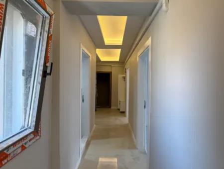 2 In 1 Apartment Designed With Luxury Architecture In Seferihisar Çolakibrahimbey