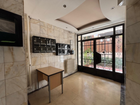 5Th Floor Air-Conditioned Apartment For Rent On Alsancak Poet Eşref Boulevard