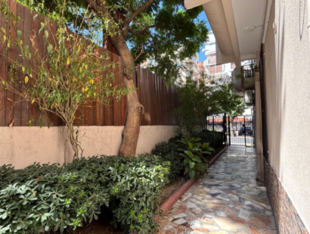 5Th Floor Air-Conditioned Apartment For Rent On Alsancak Poet Eşref Boulevard