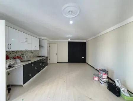 2 1 Centrally Situated Apartment For Sale In Seferihisar Hidirlik