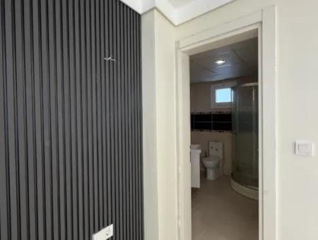 2 1 Centrally Situated Apartment For Sale In Seferihisar Hidirlik