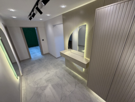 Free Of Cost On A Fully Renovated Street Near University Of Economics