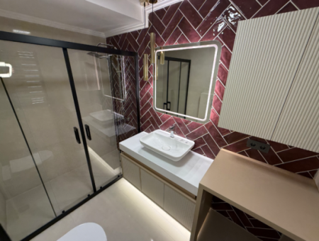 Near Göztepe Stadium On The Street With Full Renovation And Elevator Parking Lot
