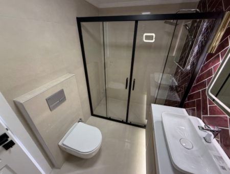Near Göztepe Stadium On The Street With Full Renovation And Elevator Parking Lot