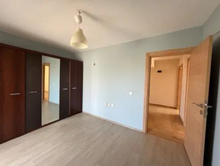 Seferihisar Yeşilkent Sitesi – Detached Villa For Rent