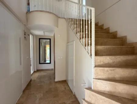 Seferihisar Yeşilkent Sitesi – Detached Villa For Rent