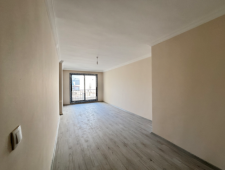3 1, 120 M2 Apartment For Sale Near Seferihisar Courthouse