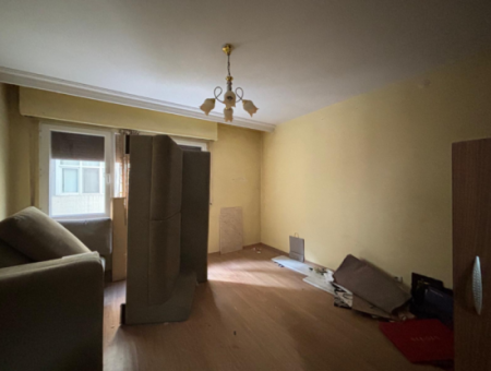 3 1 – 140 M² Flat For Rent In Alsancak – Cumhuriyet Boulevard, In A Gated Complex Close To The Promenade