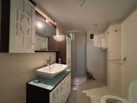 3 1 – 140 M² Flat For Rent In Alsancak – Cumhuriyet Boulevard, In A Gated Complex Close To The Promenade