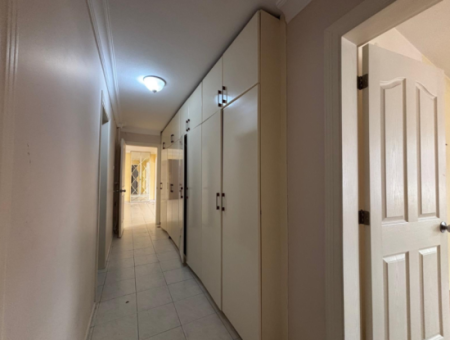 3 1 – 140 M² Flat For Rent In Alsancak – Cumhuriyet Boulevard, In A Gated Complex Close To The Promenade