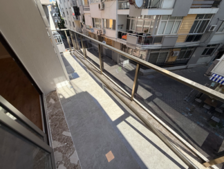 3 1 Fully Renovated Mezzanine Spacious Flat In The 2Nd Building On İnönü Street