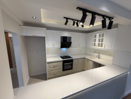 3 1 Fully Renovated Mezzanine Spacious Flat In The 2Nd Building On İnönü Street