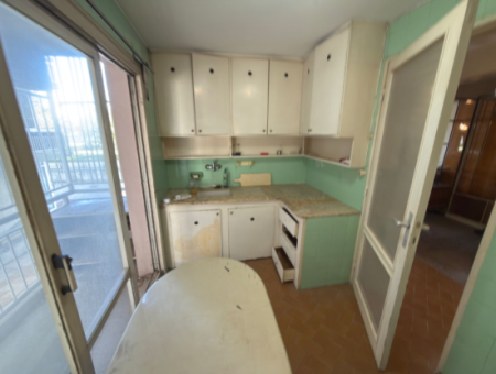 Mansion Flat With Corner Parking Lot In Küçükyali Quarantine Square Without Dark Room