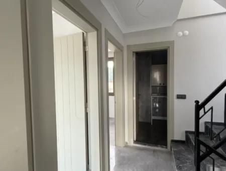 Villa With Garden Within Walking Distance To The Sea In Seferihisar Akarca