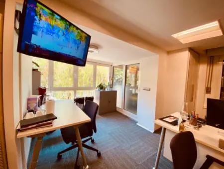 250 M² Prestigious Workplace For Rent On Alsancak Vasif Çinar Boulevard