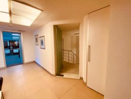250 M² Prestigious Workplace For Rent On Alsancak Vasif Çinar Boulevard