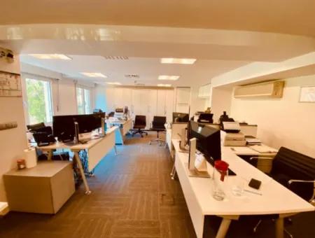 250 M² Prestigious Workplace For Rent On Alsancak Vasif Çinar Boulevard