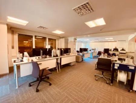 250 M² Prestigious Workplace For Rent On Alsancak Vasif Çinar Boulevard