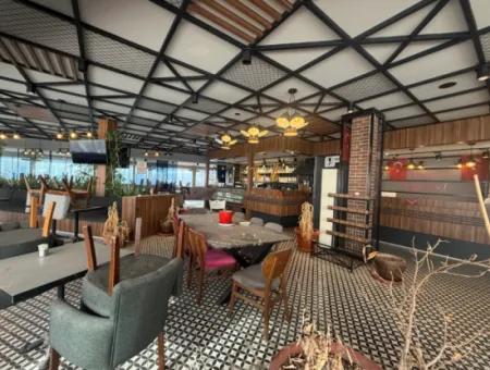 Full-Floor Cafe For Sublease In Seferihisar City Center