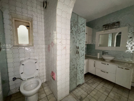 Alsancak Vasıf Çınarda Corner 2 1 6Th Floor Well-Kept Flat For Rent
