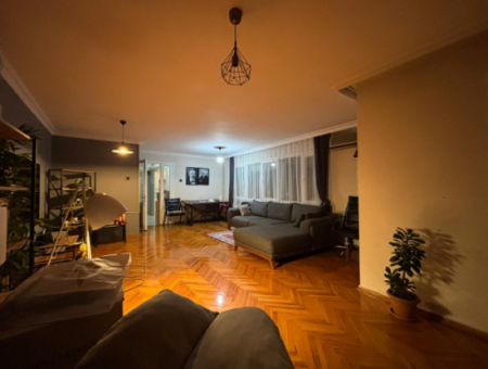 Alsancak Dünyagöz Opposite Furnished 3 1 130 M2 2. Floor Apartment For Rent!