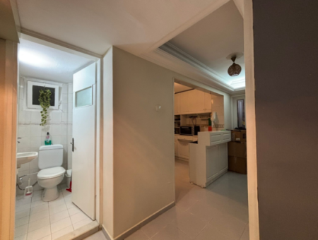 Alsancak Dünyagöz Opposite Furnished 3 1 130 M2 2. Floor Apartment For Rent!