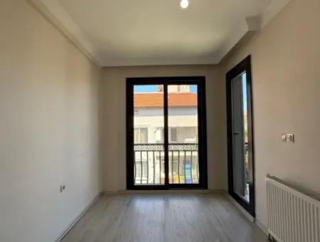 2 1 Flats For Sale On The Most Popular Street Of Seferihisar, Free Of Charge And Suitable For Credit