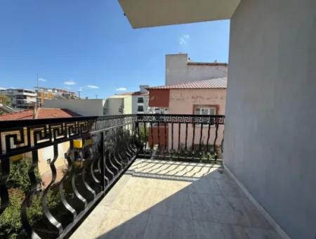 2 1 Flats For Sale On The Most Popular Street Of Seferihisar, Free Of Charge And Suitable For Credit