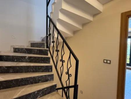 3 1 Villas Suitable For Investment And Residence In Seferihisar Hidirlik Neighborhood