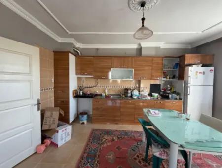 Flat For Rent With Green Area Façade On Seferihisar İzmir Street