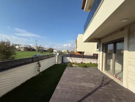 3 1 Villas For Sale In A Boutique Site In Seferihisar Tepecik With Ready Landscape