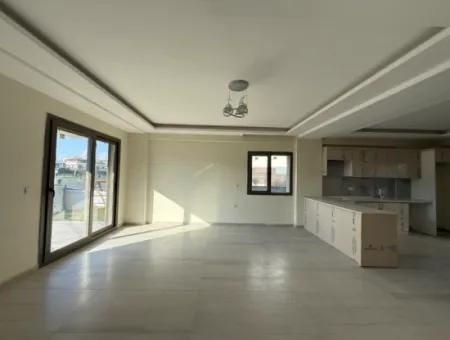 3 1 Villas For Sale In A Boutique Site In Seferihisar Tepecik With Ready Landscape