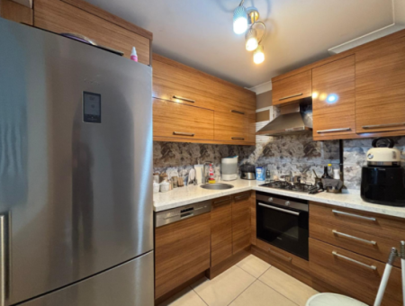 Alsancak Fair Front, Combi Boiler Well-Maintained 2 1 Furnished Flat For Rent!