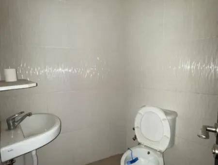 Office / Workplace For Rent In Seferihisar City Center – Marketplace Entrance