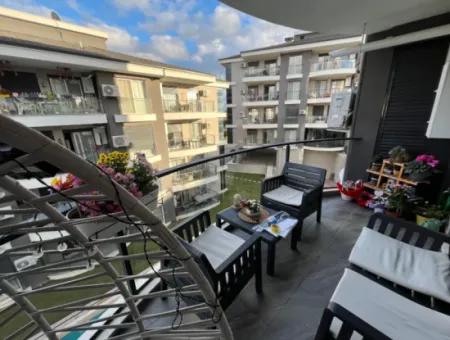 Seferihisar Camikebir Neighborhood – İklimkent Site - 2 1 Flat With Pool, Modern And Spacious