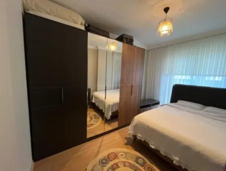 Seferihisar Camikebir Neighborhood – İklimkent Site - 2 1 Flat With Pool, Modern And Spacious