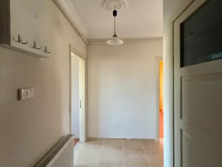 Seferihisar Izmir Street With Green Area Façade • For Sale 3 1 Flat