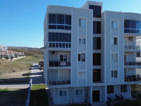 Seferihisar Izmir Street With Green Area Façade • For Sale 3 1 Flat