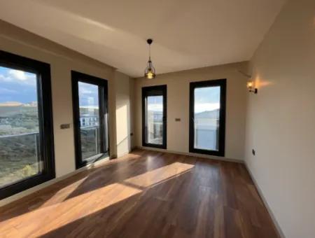 Seferihisar Bahçeşehir – Luxury Villa With Private Life Concept