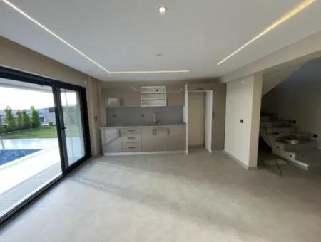 Seferihisar Bahçeşehir – Luxury Villa With Private Life Concept