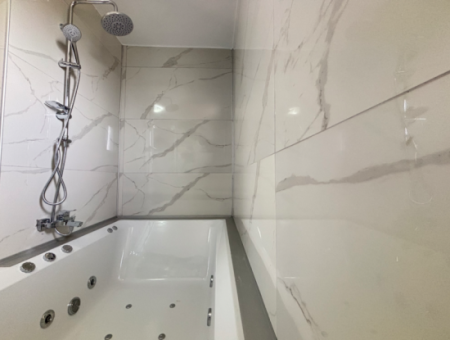 3 Rooms 1 Living Room Detached Villa With Pool In Sigacik For Sale