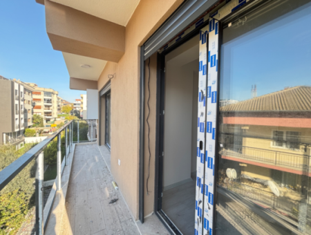 Combi Boiler, Balcony 1 1 Flat For Sale In Seferihisar Camikebir Neighborhood