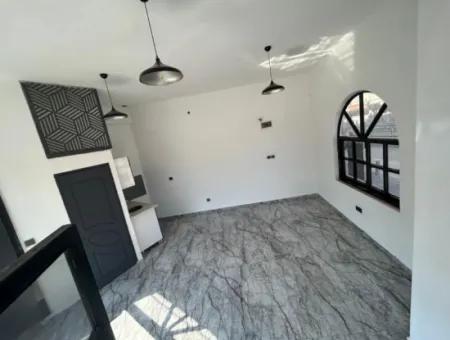 Corner Shop Near Gazi Hospital With 3 Facades, Free Of Charge