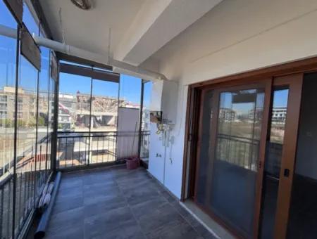 3 1 Spacious Flat In Seferihisar Camikebir