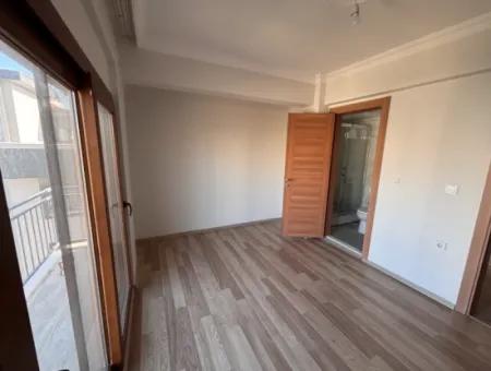 3 1 Spacious Flat In Seferihisar Camikebir