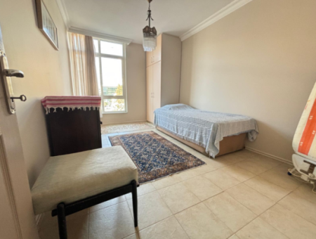 5Th Floor With Alsancak Fair Front 4 1 Furnished Flat For Rent With Natural Gas!