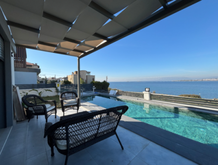 Lebiderya Detached Villa For Sale In Seferihisar Akarca
