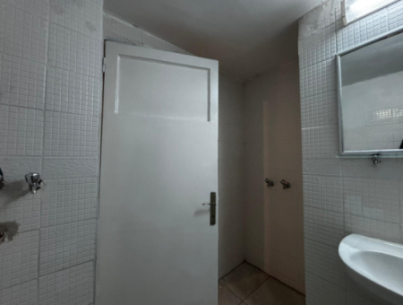 Alsancak Poet Eşrefte 1.Kat 3 1 Renovated Workplace / Flat For Rent!