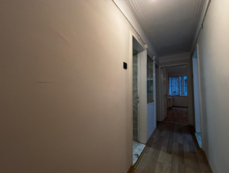 Alsancak Poet Eşrefte 1.Kat 3 1 Renovated Workplace / Flat For Rent!