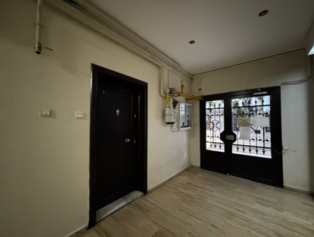 3 1 2Nd Floor Flat For Rent Near Talatpaşa With Alsancak Parking Lot!